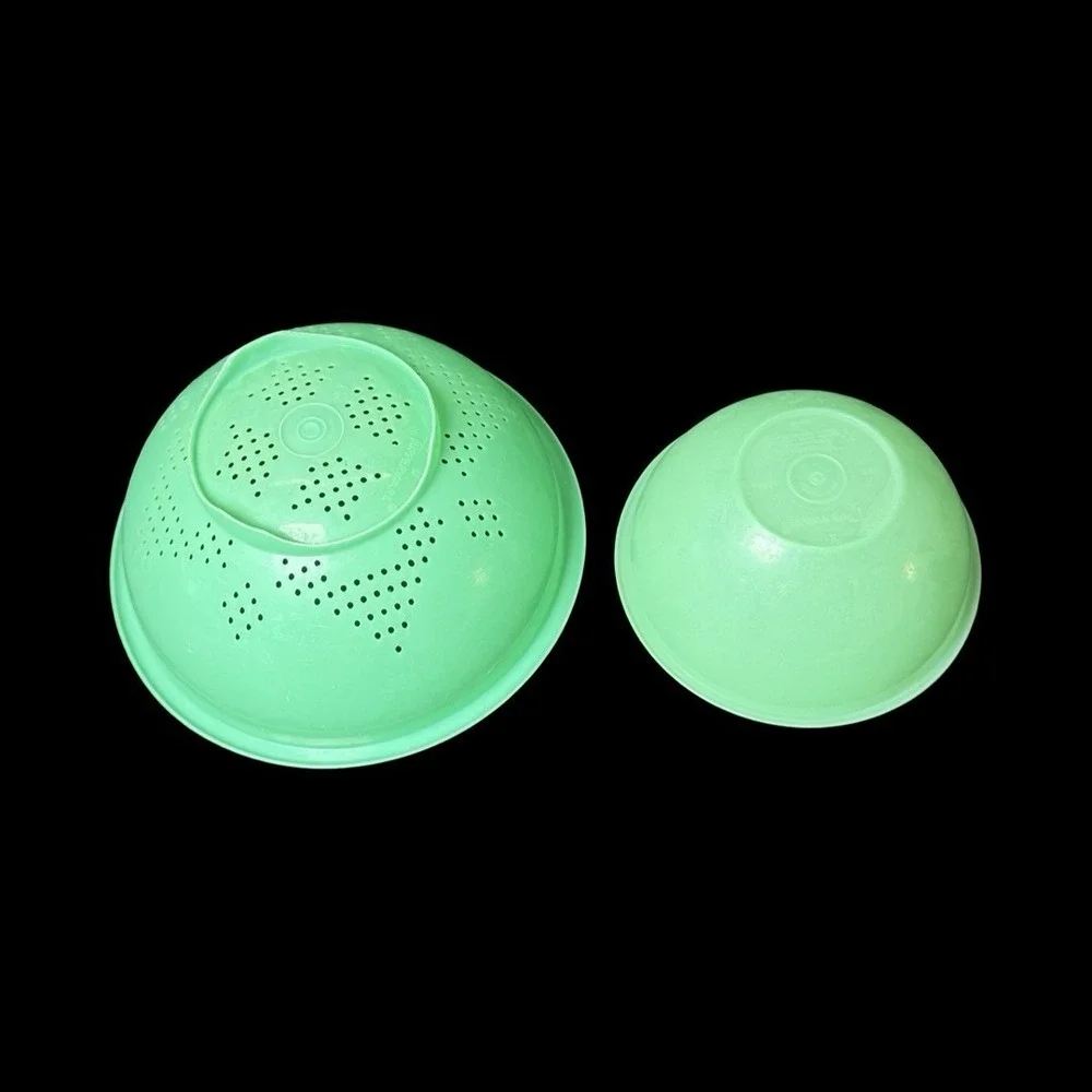 Tupperware Colander Strainer and Bowl Jadeite Green Mint Vintage 60s NO LIDS